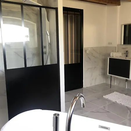 Labastilac Plume Panzió